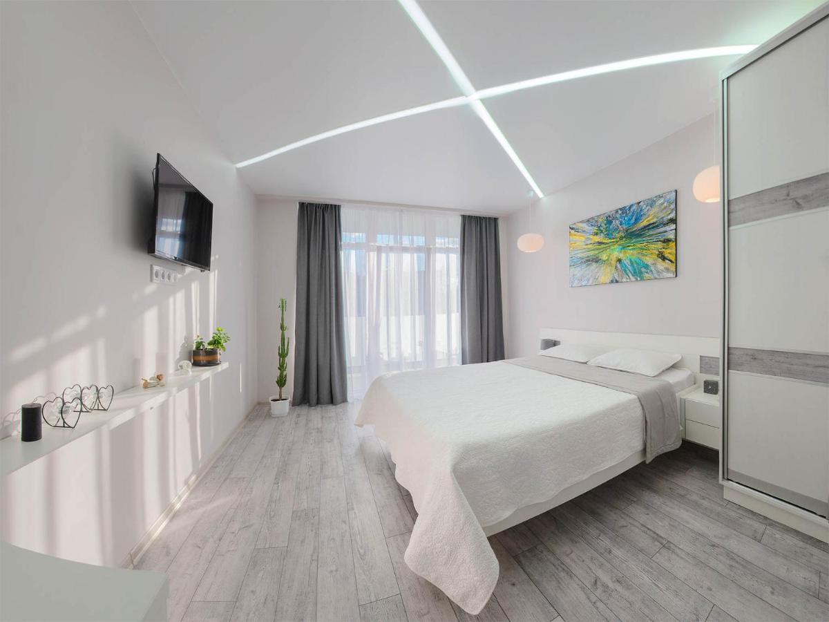 3-room Avalon Apartment