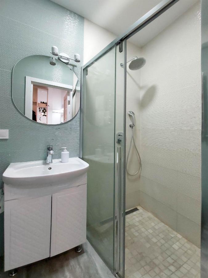 3-room Avalon Apartment Lviv
