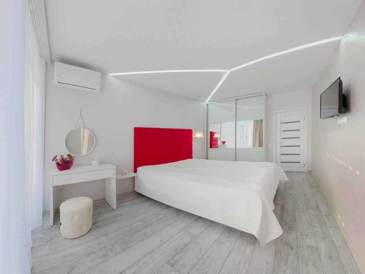 Apartment 3-room Avalon Lviv