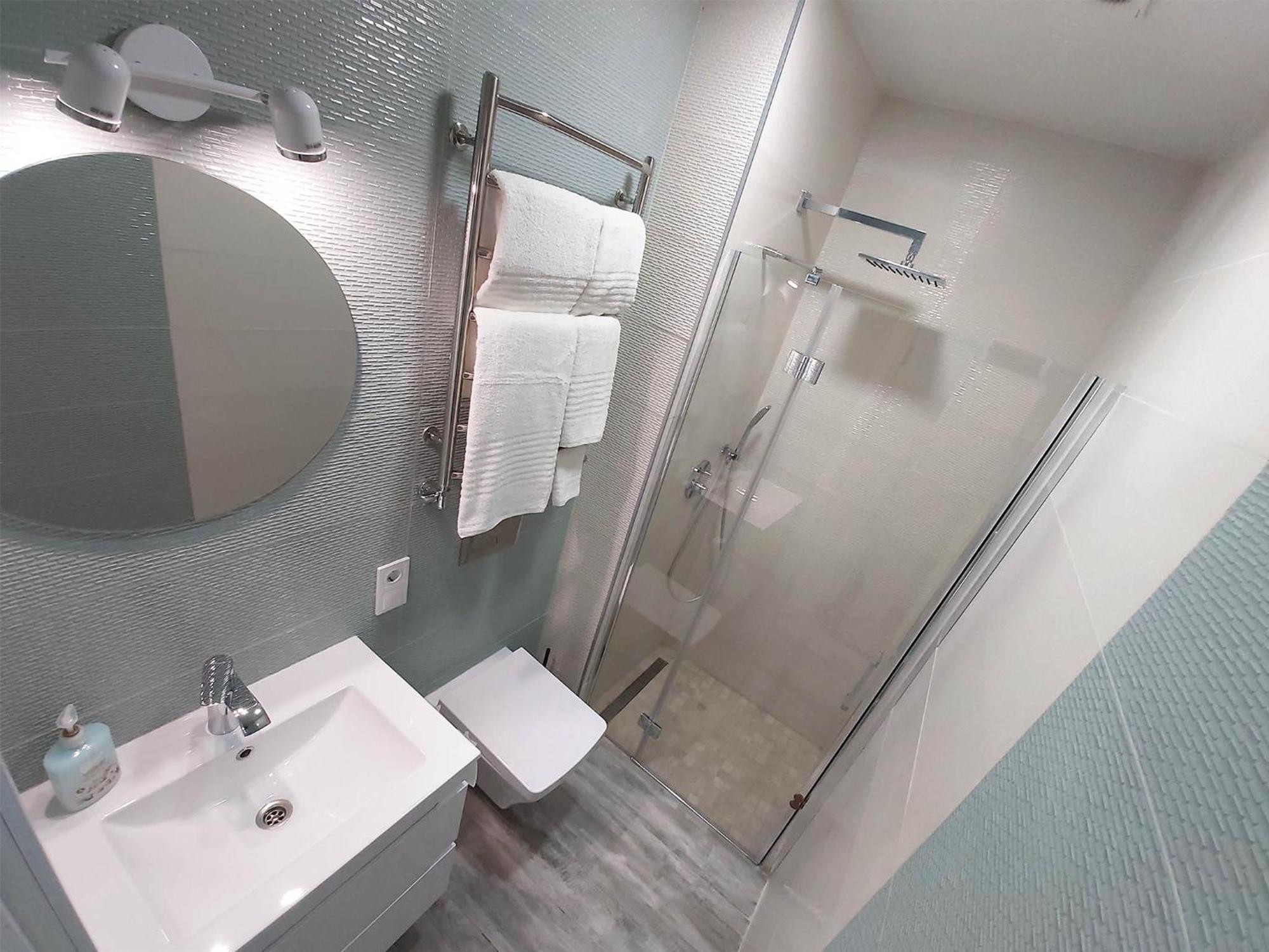 Апартаменты 3-room Avalon *